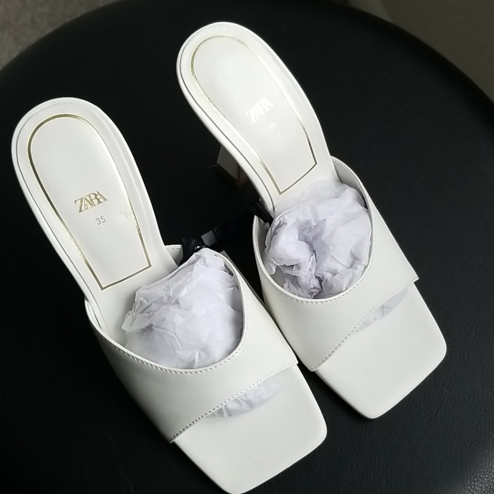 ZARA NWT White Sandal